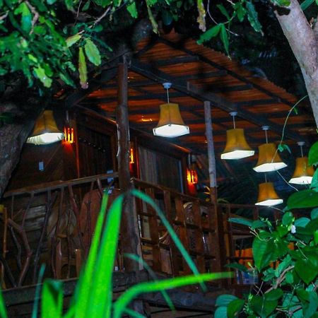 Experience The Comforts Of An Amazing Treehouse Sigiriya Exteriér fotografie
