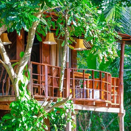 Experience The Comforts Of An Amazing Treehouse Sigiriya Exteriér fotografie